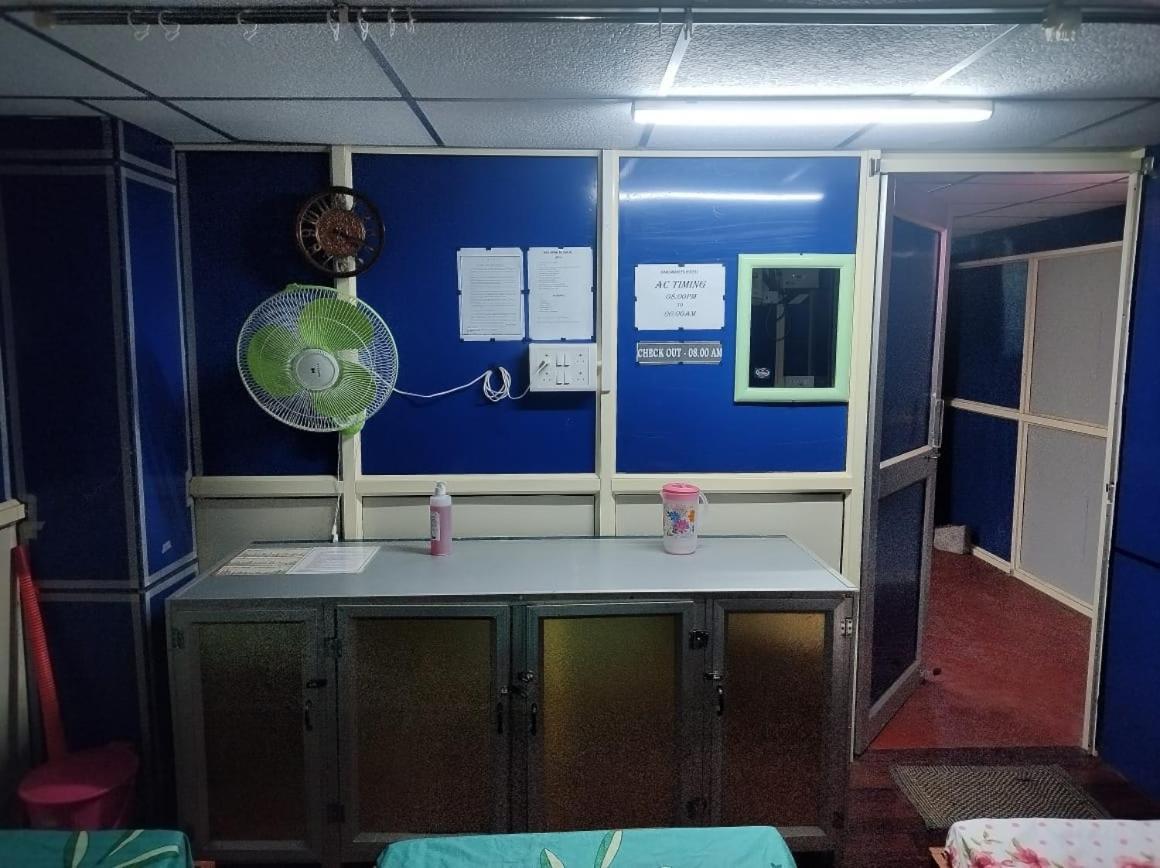 Rajeswari Ac Dormitory For Indian Males Only Port Blair Eksteriør bilde