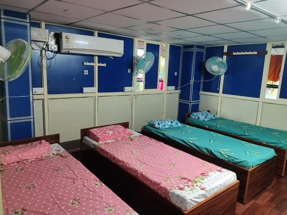 Rajeswari Ac Dormitory For Indian Males Only Port Blair Eksteriør bilde